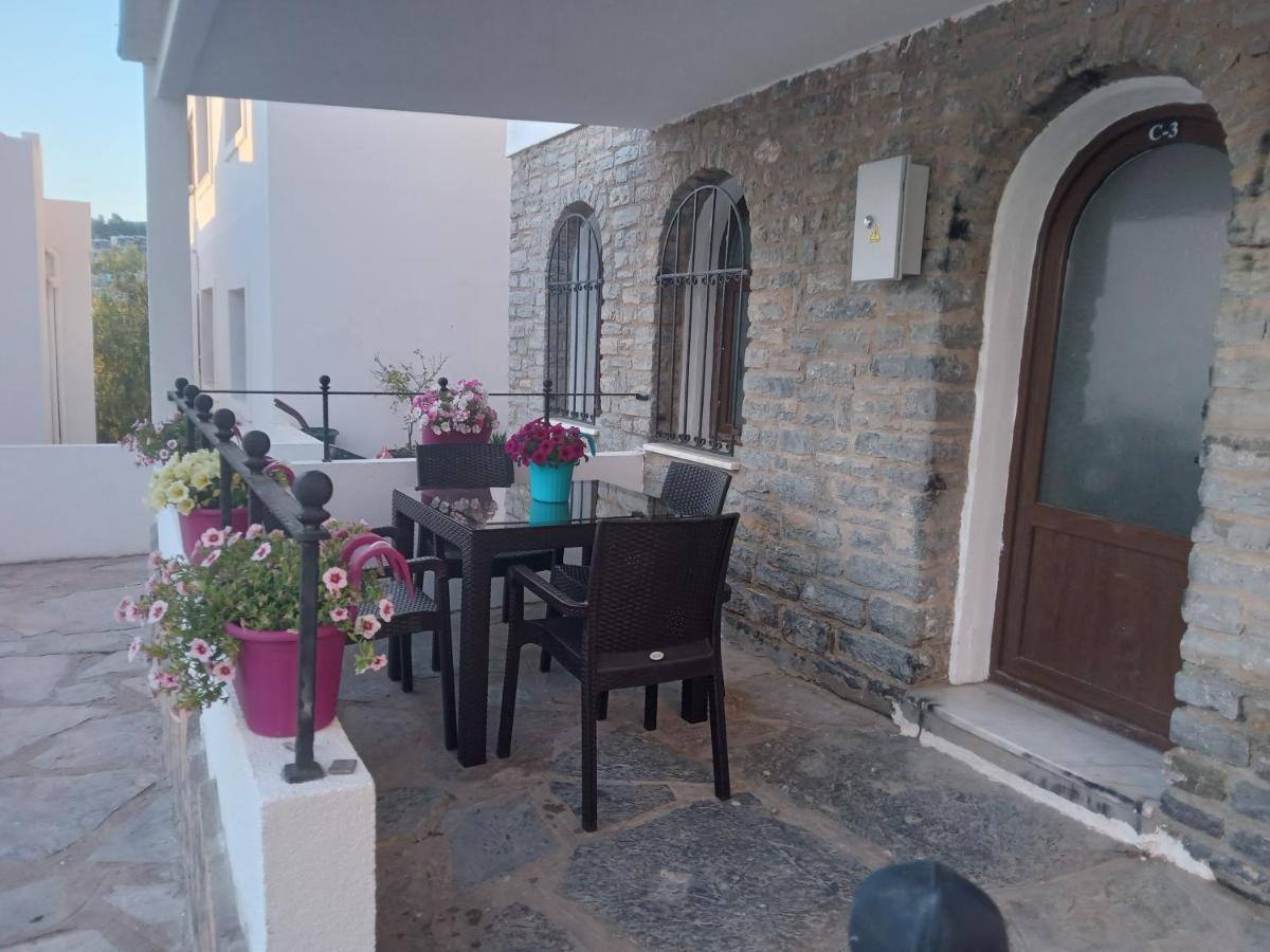 Dolphin Residences Coleus 3 Apartment *